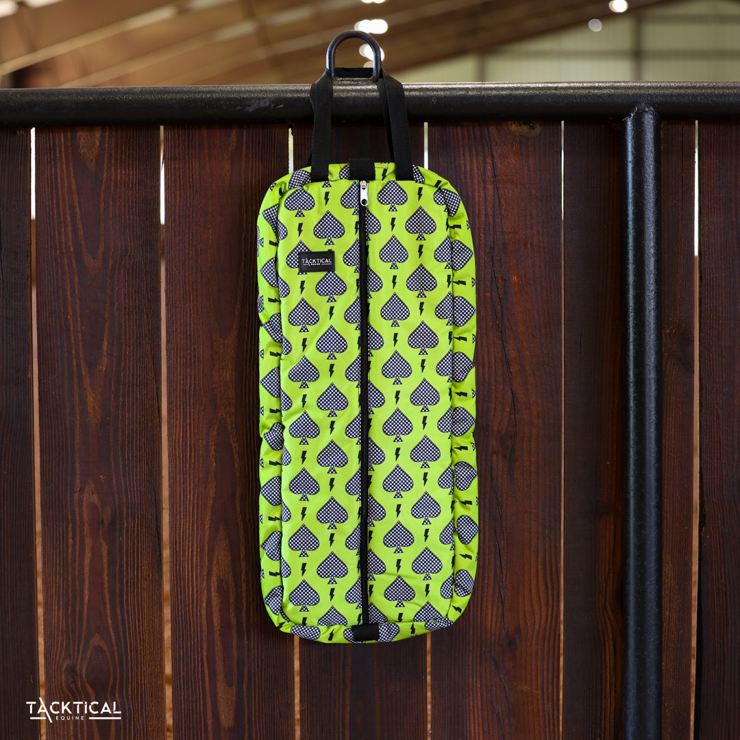 CHECKMATE HANGING BRIDLE BAG