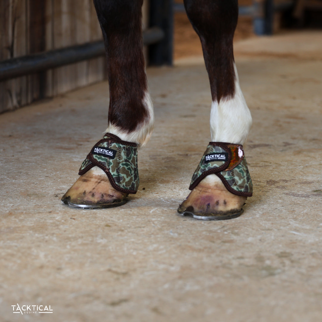 DUCK HUNT WITH SPARKLE VELCRO BELL BOOTS