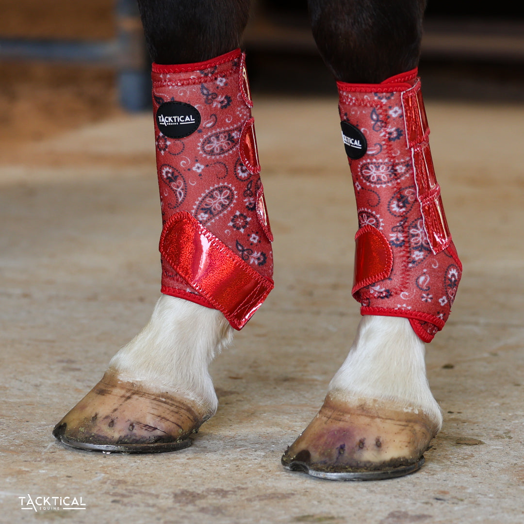 RED BANDANA WITH SPARKLE VELCRO SPLINT BOOTS (PA0IR)
