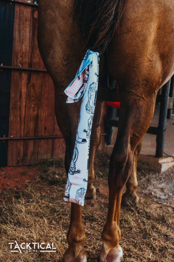 BOOT SCOOT TAIL BAG